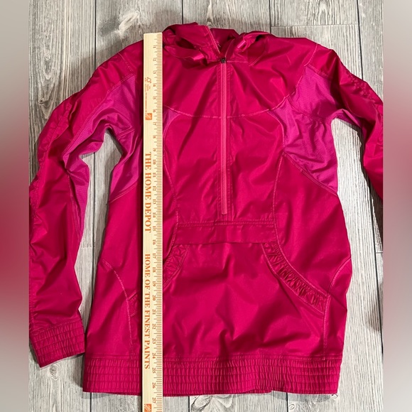 Lululemon Vintage On The Run Barbie Pink Pullover 1/2 Zip With Hood - Picture 6 of 7
